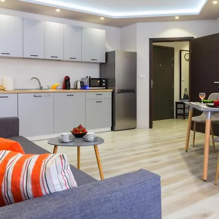 Natali 4 Apartment *